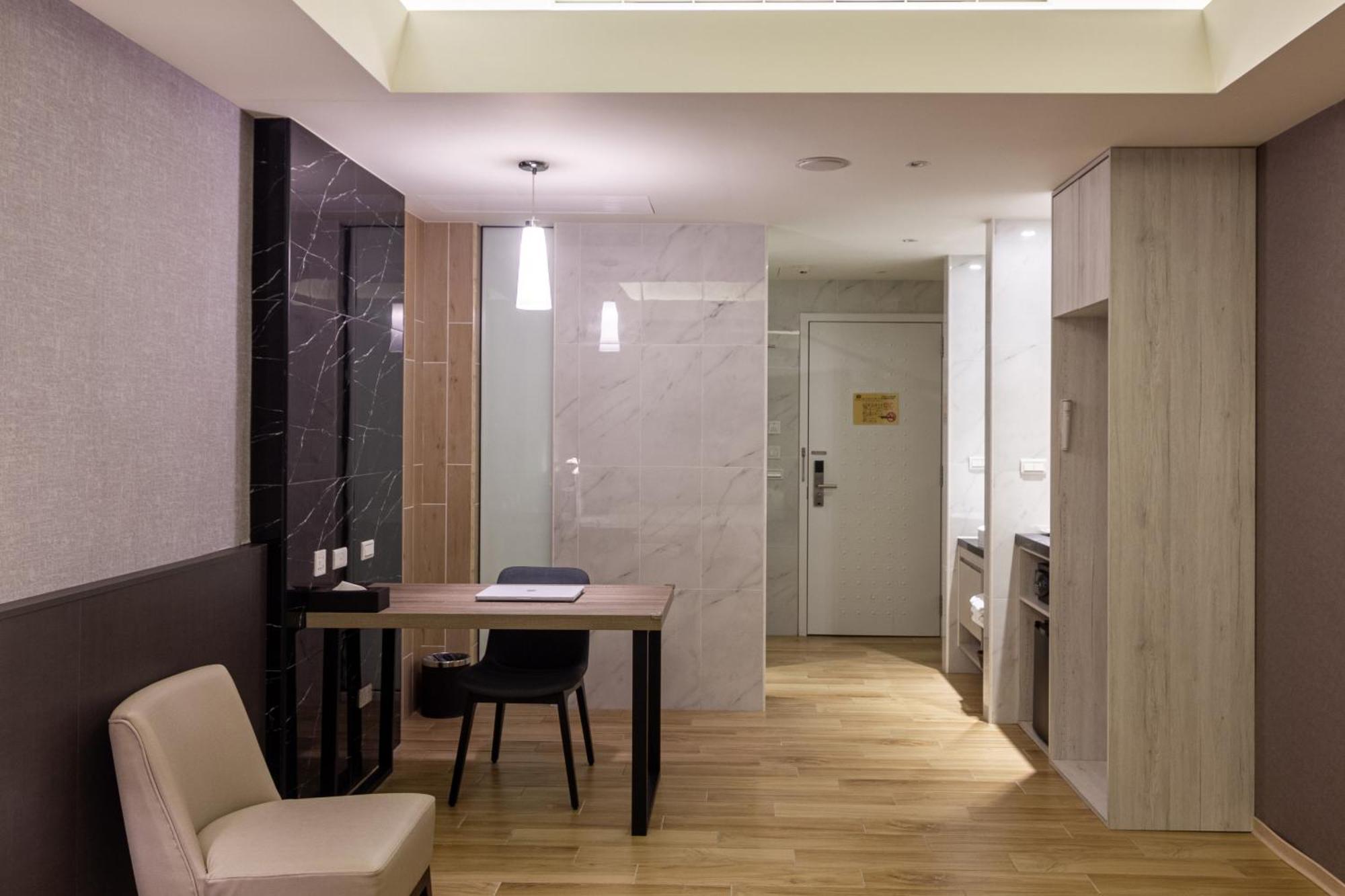 Check Inn New Taipei Luzhou Exterior foto